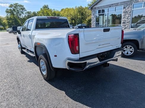 Used 2023 GMC Sierra 3500 SLE AWD/4WD image 5