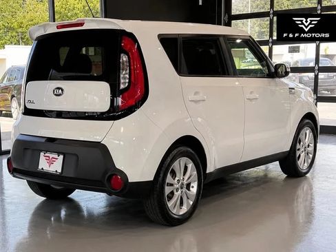 Used 2014 Kia Soul + w/ UVO w/Eservices Package FWD image 3