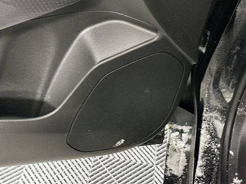 Used 2024 Chevrolet Trax ACTIV w/ Driver Confidence Package image 25