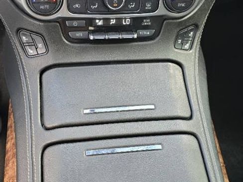 Used 2016 Chevrolet Suburban LTZ AWD/4WD image 25