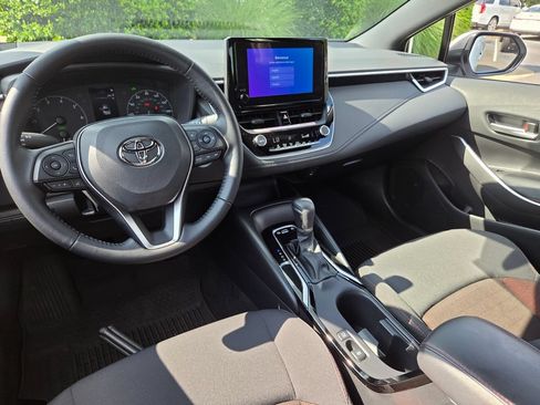 Certified 2025 Toyota Corolla SE FWD image 8