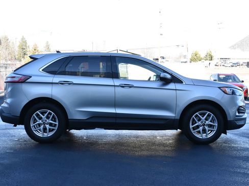 Used 2024 Ford Edge SEL image 5