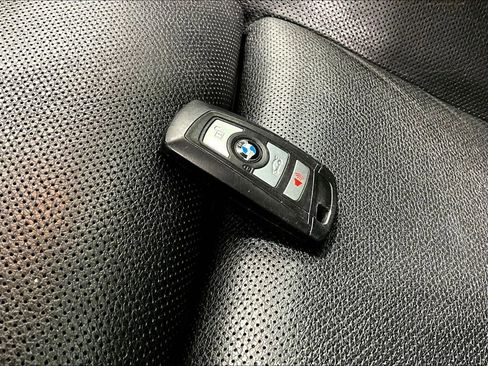 Used 2016 BMW 535i Sedan image 9