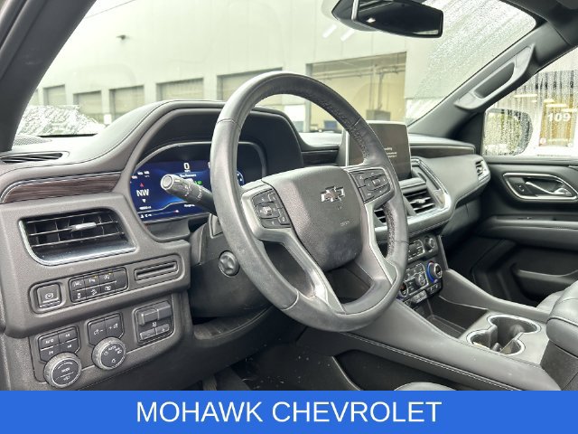 Used 2023 Chevrolet Tahoe Z71 w/ Z71 Off-Road Package AWD/4WD image 18