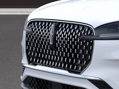 New 2026 Lincoln Aviator Reserve AWD/4WD image 17
