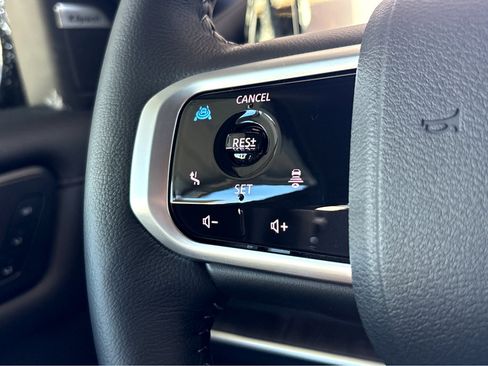 New 2026 Nissan Armada SL image 16