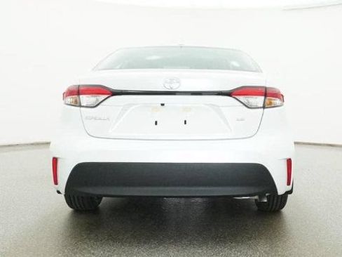 New 2026 Toyota Corolla LE FWD image 27