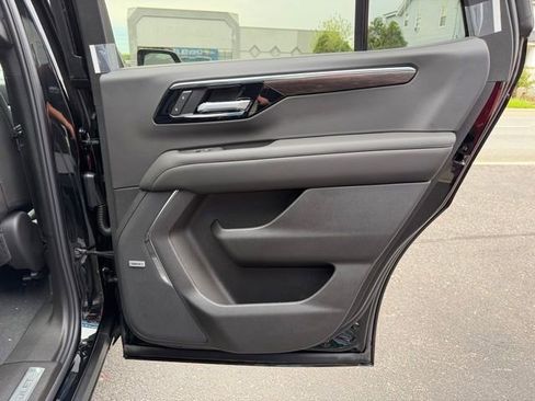 New 2026 Chevrolet Tahoe Z71 AWD/4WD image 13