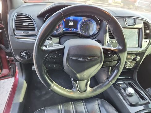 Used 2019 Chrysler 300 S image 12