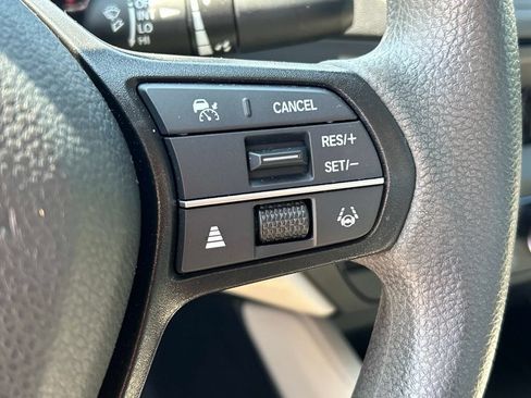 Used 2023 Honda Accord LX image 19