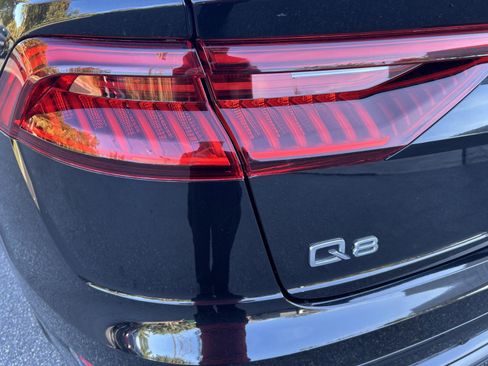 Used 2021 Audi Q8 Premium Plus w/ Premium Plus Package image 10