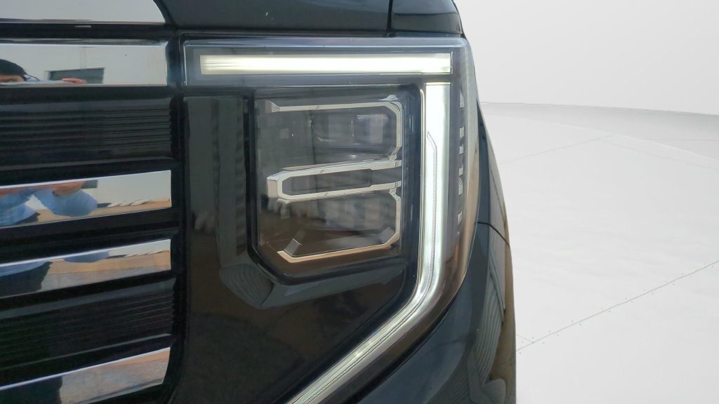 Used 2024 GMC Sierra 1500 SLT w/ SLT Premium Plus Package AWD/4WD image 26