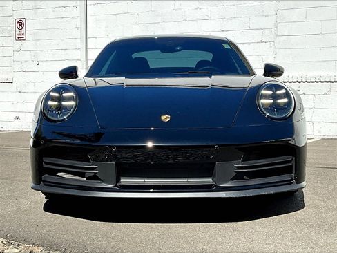 Certified 2025 Porsche 911 Carrera image 8