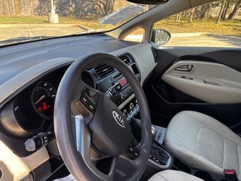 Used 2013 Kia Rio LX w/ PWR Pkg image 35