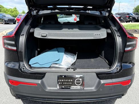 Certified 2023 Volvo C40 P8 Recharge Ultimate AWD/4WD image 21