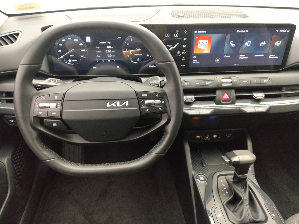 Used 2025 Kia K4 EX FWD image 22
