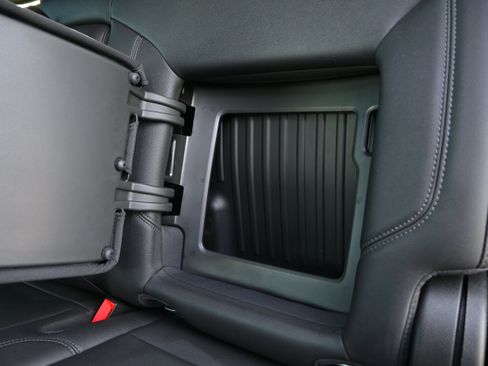 Used 2022 Chevrolet Silverado 1500 LT Trail Boss w/ LT Trail Boss Premium Package image 35