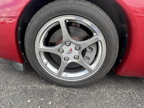 Used 2001 Chevrolet Corvette Coupe w/ Preferred Equipment Group2 image 24