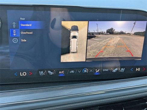 New 2026 Chevrolet Suburban Premier image 24