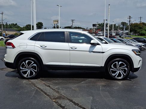 Used 2023 Volkswagen Atlas Cross Sport SEL AWD/4WD image 7