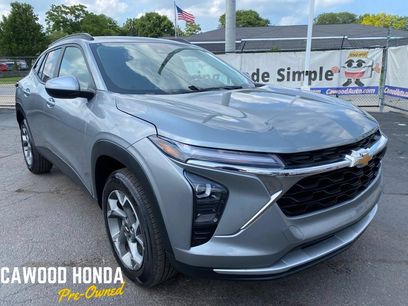 Used 2025 Chevrolet Trax LT