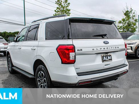 Used 2024 Ford Expedition XLT RWD image 4