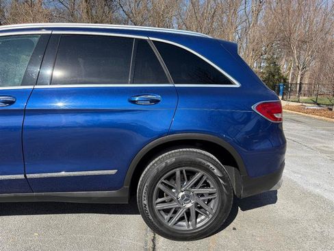 Used 2018 Mercedes-Benz GLC 300 4MATIC image 7