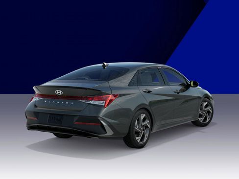 New 2026 Hyundai Elantra SEL Sport FWD image 4