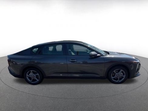 Used 2025 Kia K4 FWD image 16