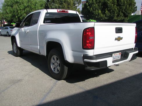 Used 2019 Chevrolet Colorado W/T w/ WT Convenience Package image 4