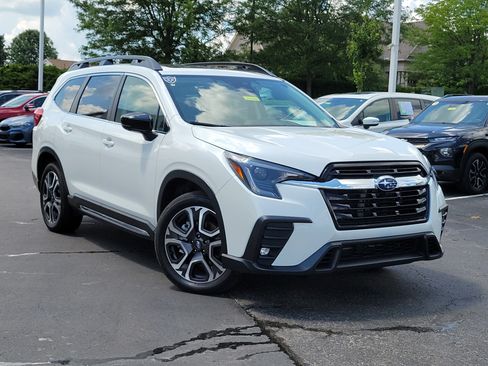 Used 2024 Subaru Ascent Limited w/ Technology Package AWD/4WD image 33