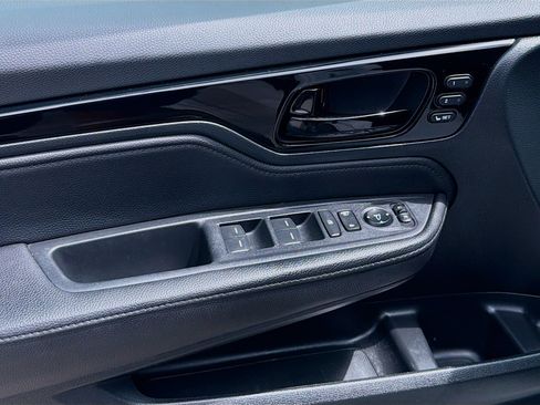 Used 2024 Honda Odyssey Touring image 17