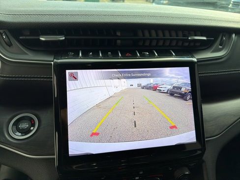 Used 2022 Jeep Grand Cherokee L Limited image 18