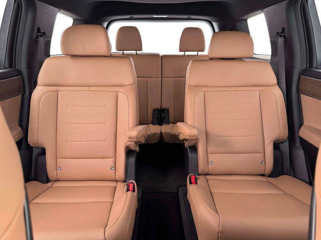 New 2026 Hyundai Santa Fe Limited FWD image 16