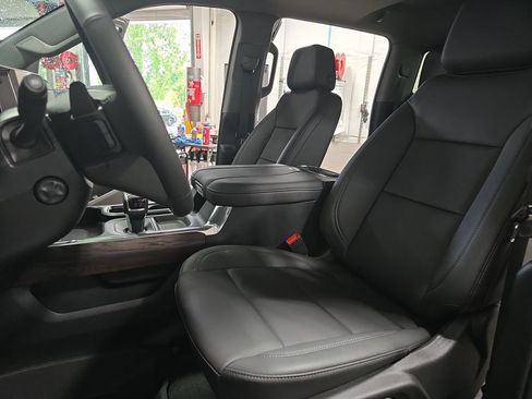 New 2026 GMC Sierra 1500 SLT w/ SLT Premium Package AWD/4WD image 15