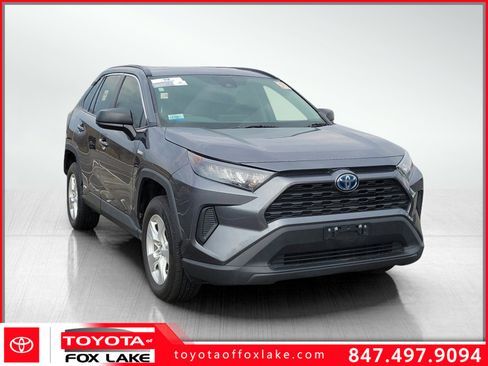 Used 2021 Toyota RAV4 LE AWD/4WD image 1
