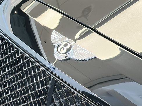 Used 2018 Bentley Flying Spur S W12 AWD/4WD image 5