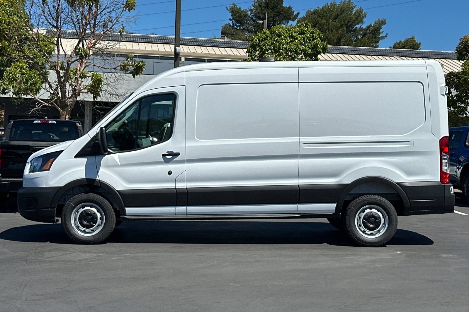 New 2026 Ford Transit 250 148 Medium Roof RWD image 6