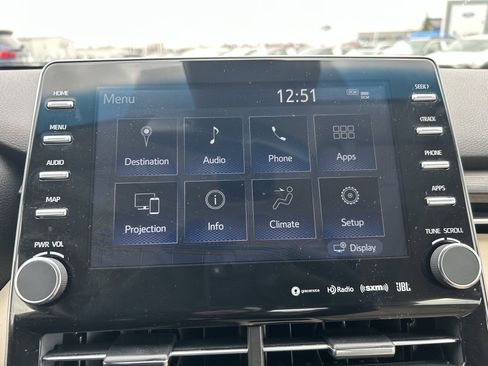 Used 2020 Toyota Avalon XLE image 12