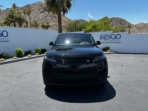 Used 2025 Land Rover Range Rover Sport Dynamic SE AWD/4WD image 2
