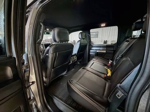 Used 2018 Ford F150 Lariat w/ Equipment Group 501A Mid AWD/4WD image 9