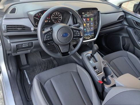 Used 2025 Subaru Crosstrek 2.0i Premium AWD/4WD image 3