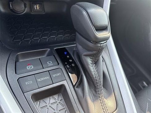 Certified 2025 Toyota RAV4 XLE w/ Convenience Package image 20