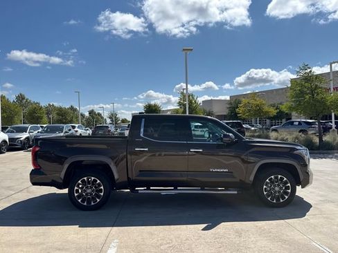 Used 2023 Toyota Tundra Limited AWD/4WD image 5