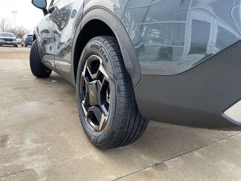 New 2026 Kia Sportage EX image 18