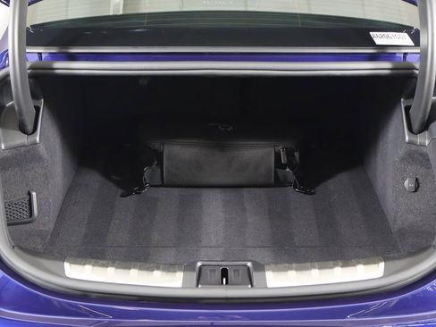 Used 2021 Porsche Taycan Turbo image 23