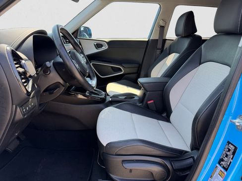 Certified 2023 Kia Soul GT-Line FWD image 15