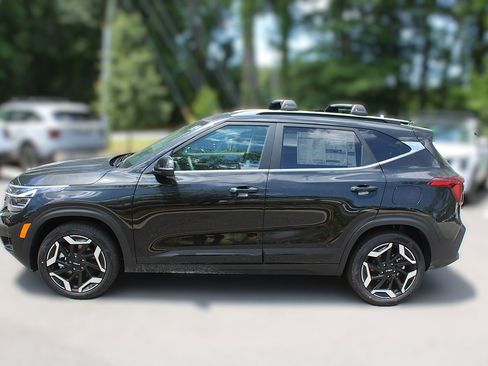 New 2026 Kia Seltos SX w/ SX Sunroof Package AWD/4WD image 5