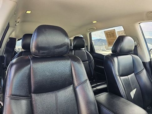 Used 2019 Nissan Pathfinder SL w/ Cargo Package image 20