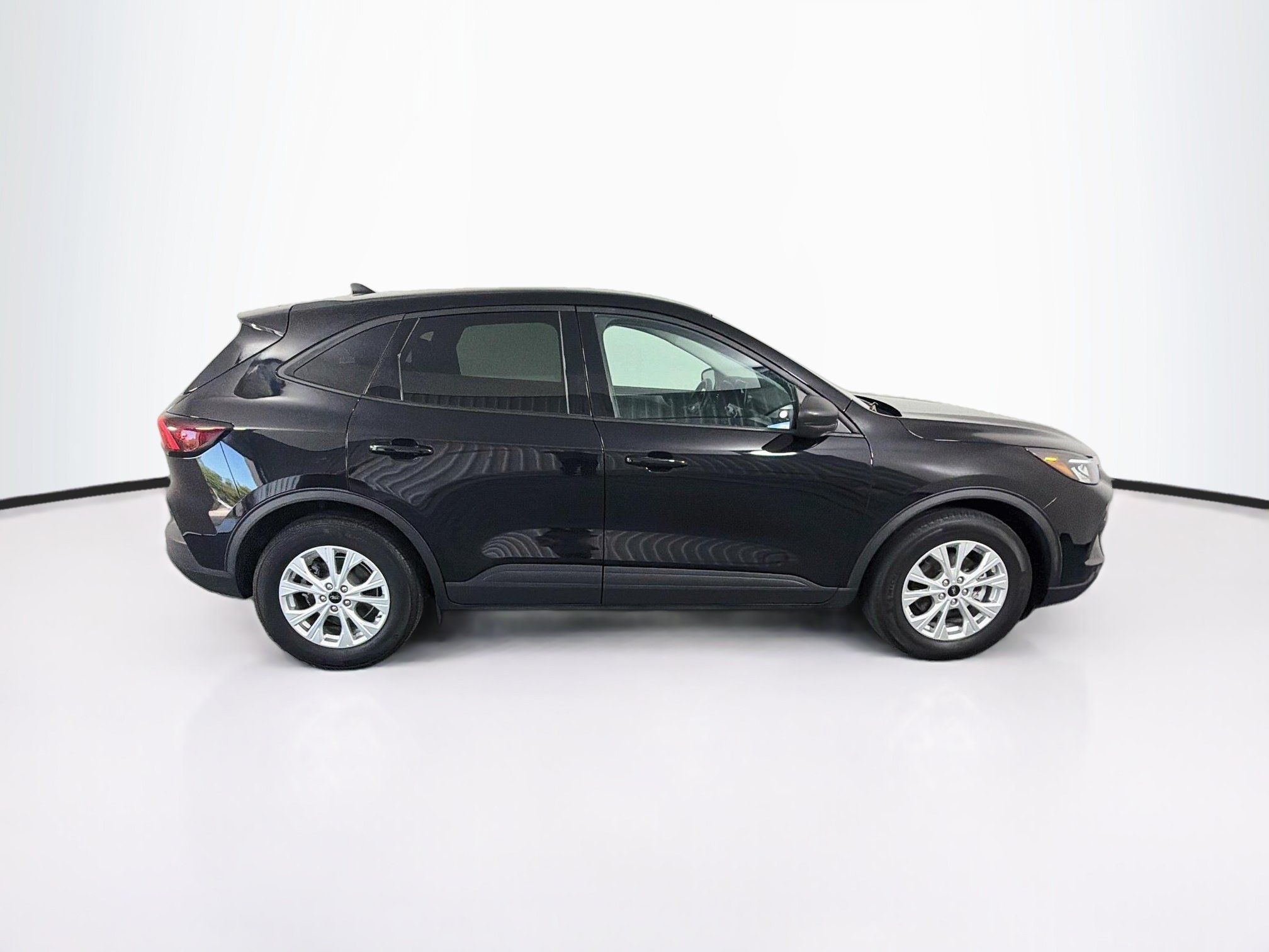 Used 2025 Ford Escape Active FWD image 10